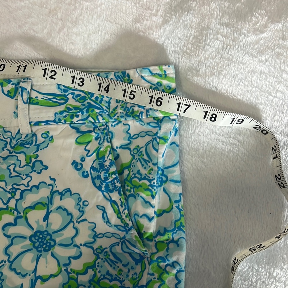 Lilly Pulitzer Buttercup size 8 shorts